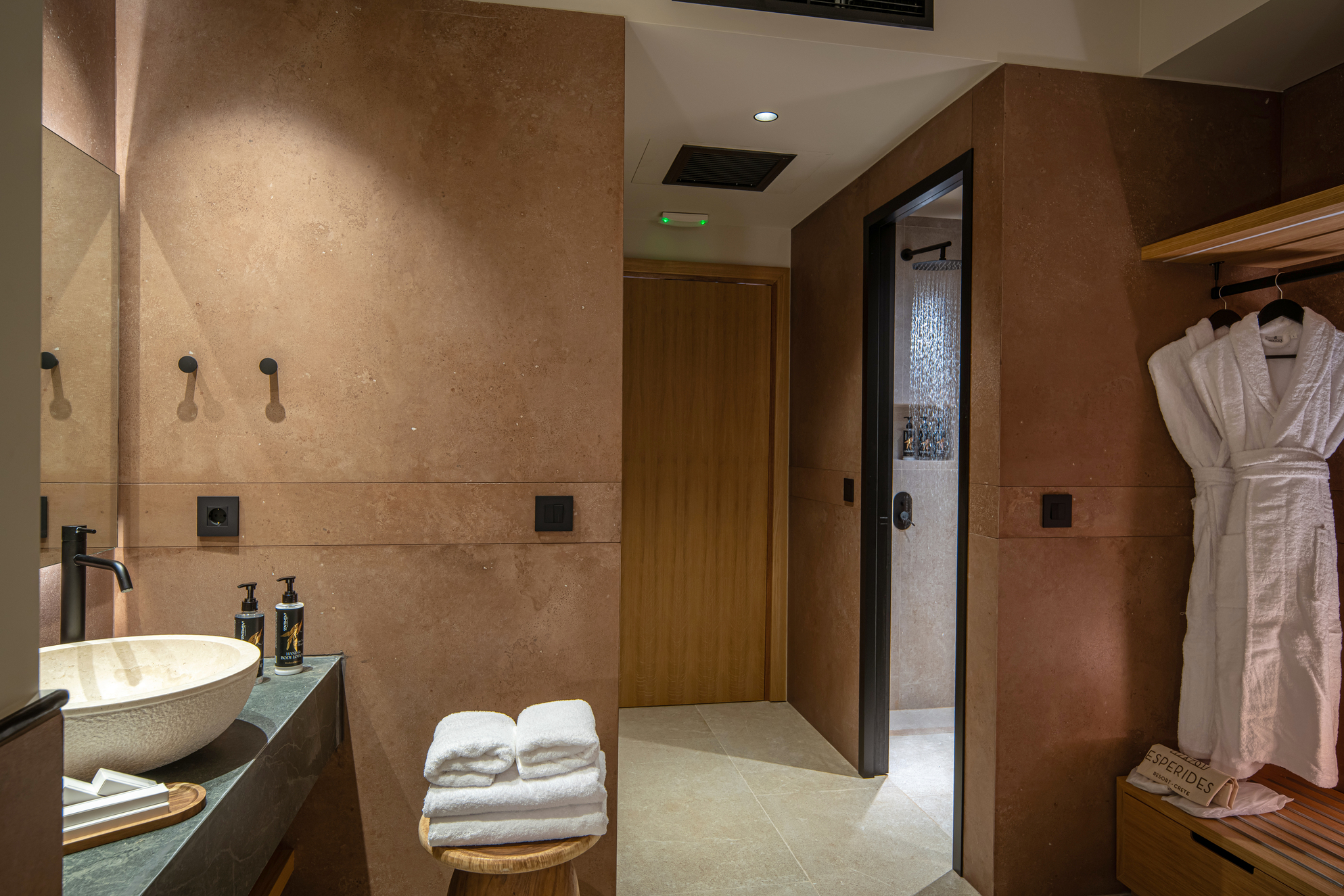 Esperides Resort כרתים
