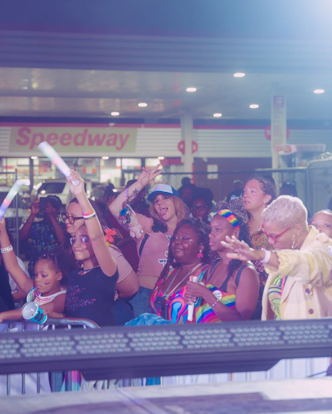 גאווה לואיוויל 2026: תאריכים, כותרות, אירועים